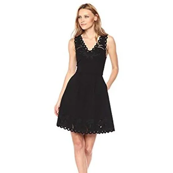 TED BAKER EMALISE BLACK CUTWORK EMBROIDERED SKATER DRESS Size 3/ 8/10